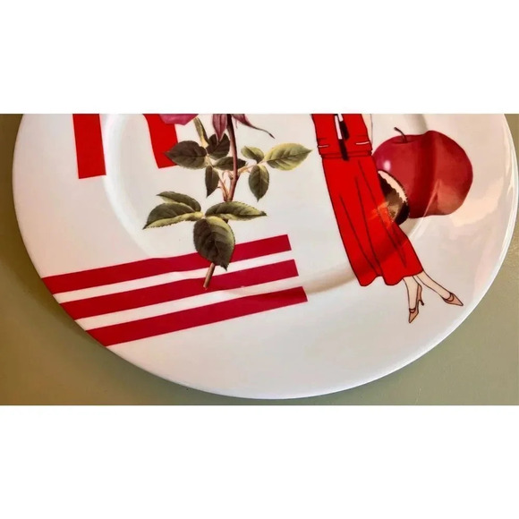 Mikasa Lady in Red Fine China Bone Decorative Plate Japan - Picture 3 of 8